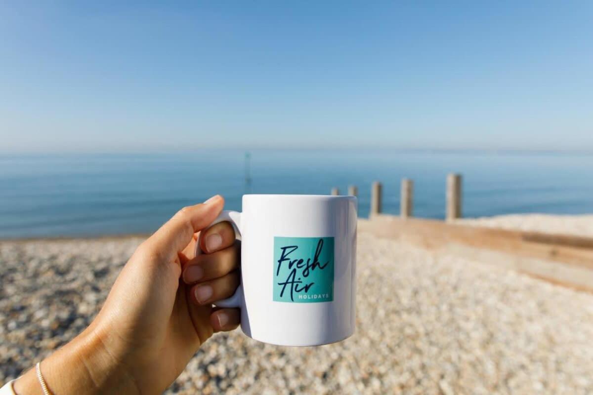 Two Bed Seafront Escape In East Wittering Apartman Kültér fotó