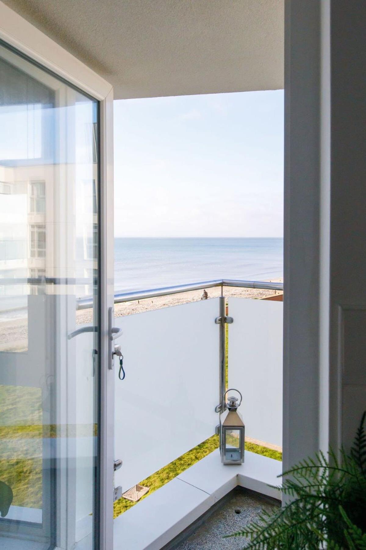 Two Bed Seafront Escape In East Wittering Apartman Kültér fotó